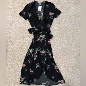 H&M Casual Tie belt Flower Dress High/Low size 4 NWT